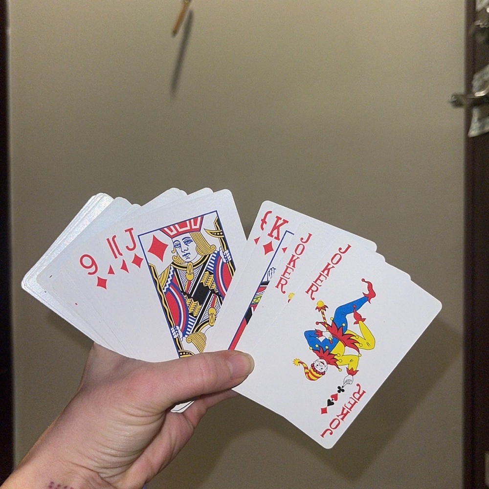 Playing cards - Picture 2 of 5